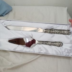 Fifth Avenue Cake Servers